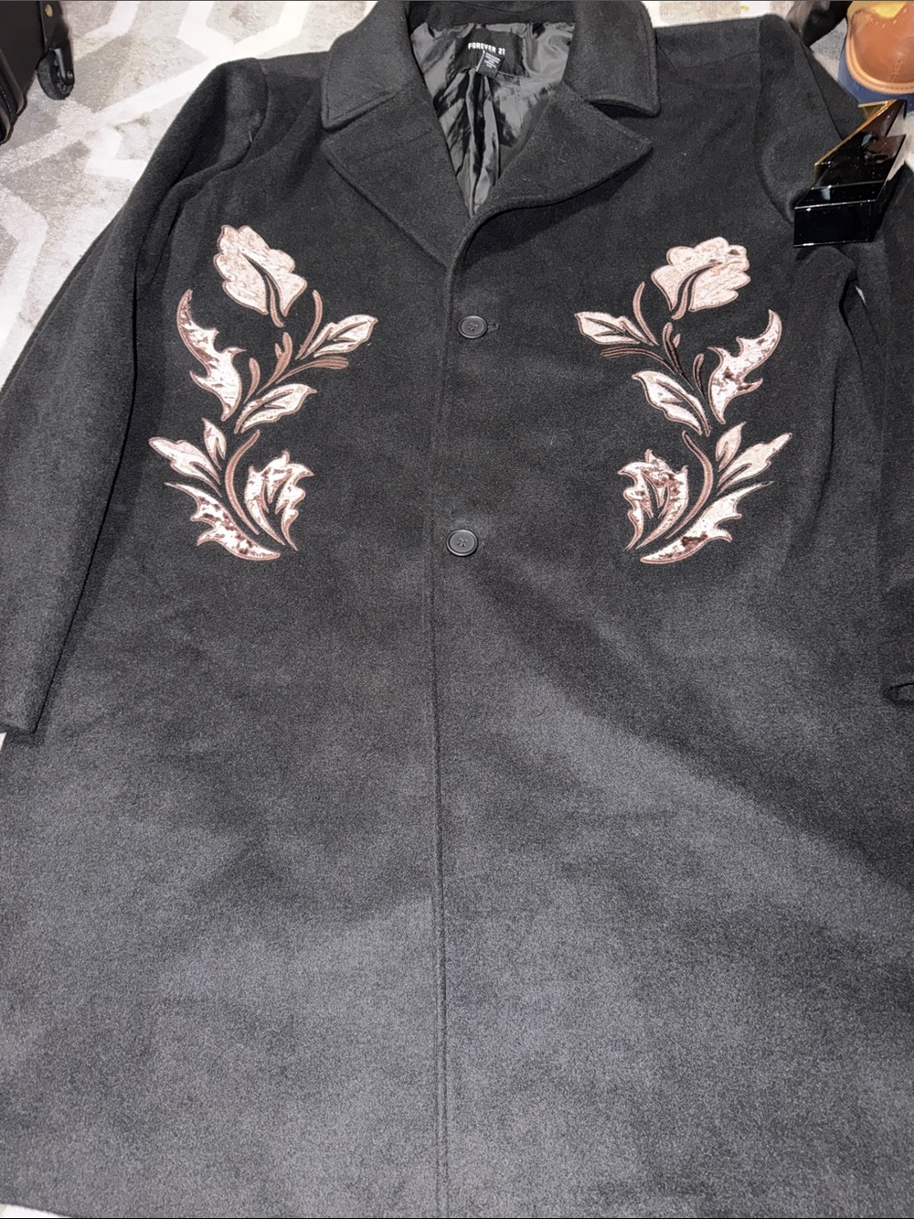 Men’s XXL black felt overcoat with velvet appliqués